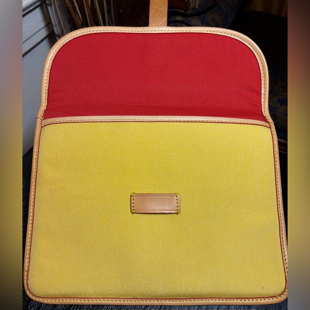 Pre Owned Vintage Dooney & Bourke IPad/Tablet Padded Case Holder/Clutch - Yellow - Picture 2 of 7